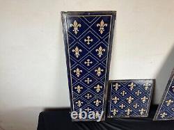 3 plaques émaillée décor fleur de lys (château de randan)