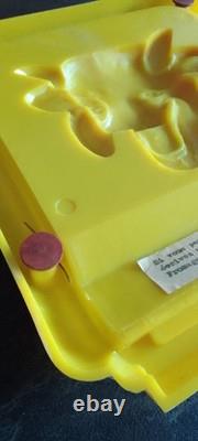 Ancien ramasse monnaie publicitaire vache qui rit no plaque émaillée gerrer