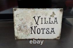 Ancienne Plaque Émaillée Bombée De Villa Notsa Propriété XIXe Papillon Fleurs