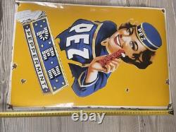 Ancienne plaque émaillée Pez bombée Très Rare