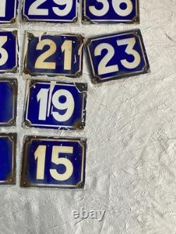 Anciennes plaques emaillees de rues