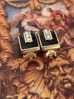 Boucles d'oreilles Dior vintage plaqué or anciennes émaillées noires clips co
