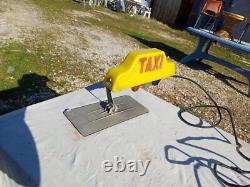 Enseigne de Taxi Vintage