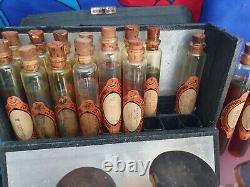 Garage Vintage Exceptionnel mallette de représentant HUILE VEEDOL 1926 avec