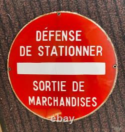 Plaque Emaillee Annees 50 Sens Interdit Avec Particularite Forme Ronde