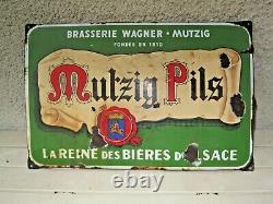 Plaque emaillee Bière Mutzig Reine des bière Alsacienne. Émaillerie Strasbourg