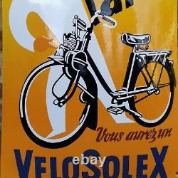 Plaque publicitaire émaillée Tôt ou tard vous aurez un vélo SOLEX 40 X 65 CM