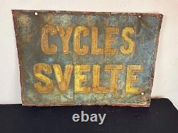 Plaque tôle peinte no Emaillée cycliste Cycles svelte