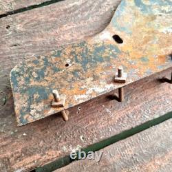 Présentoir mural émaillé Tuyau Gratieux Paris