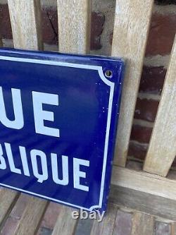 Rare ancienne plaque de rue émaillée Avenue de la Republique enamel Road Sign