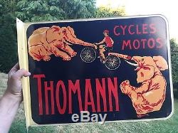 Tres rare tole lithographiee cycles et motosThoman avec les elephants 1930